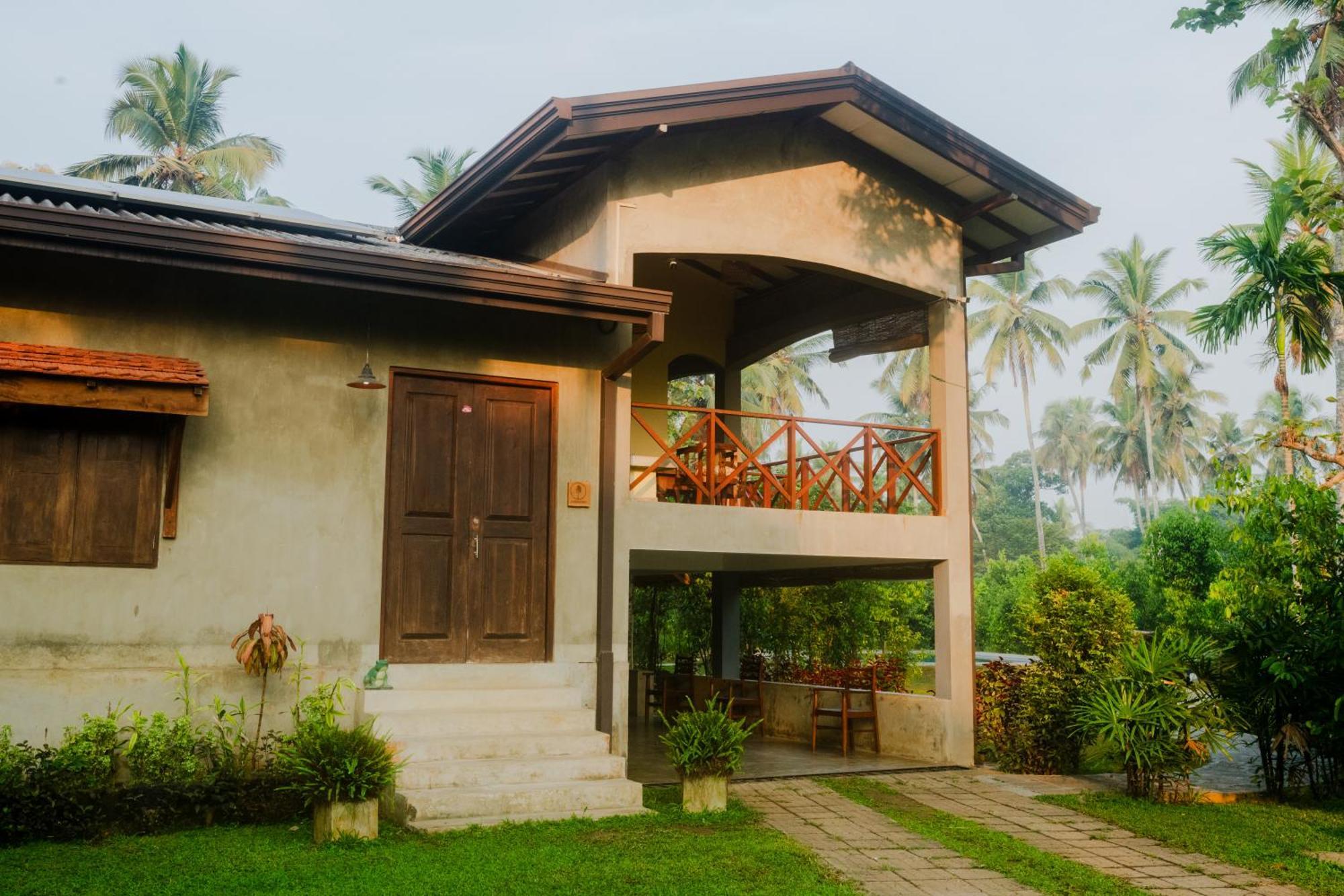 Lodge Tekkawatta Colombo